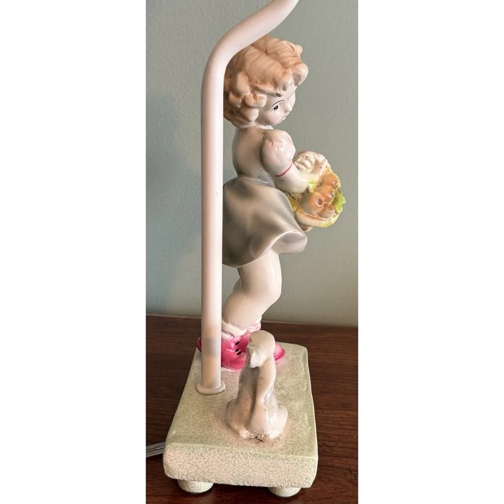 Vtg APPLE BASKET GIRL & RABBIT Table Lamp ENAMELED METAL Italy W Labels